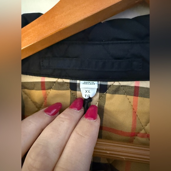 Burberry Winter Coat Black with pattern inside and belt size XL new with tags - Picture 9 of 15